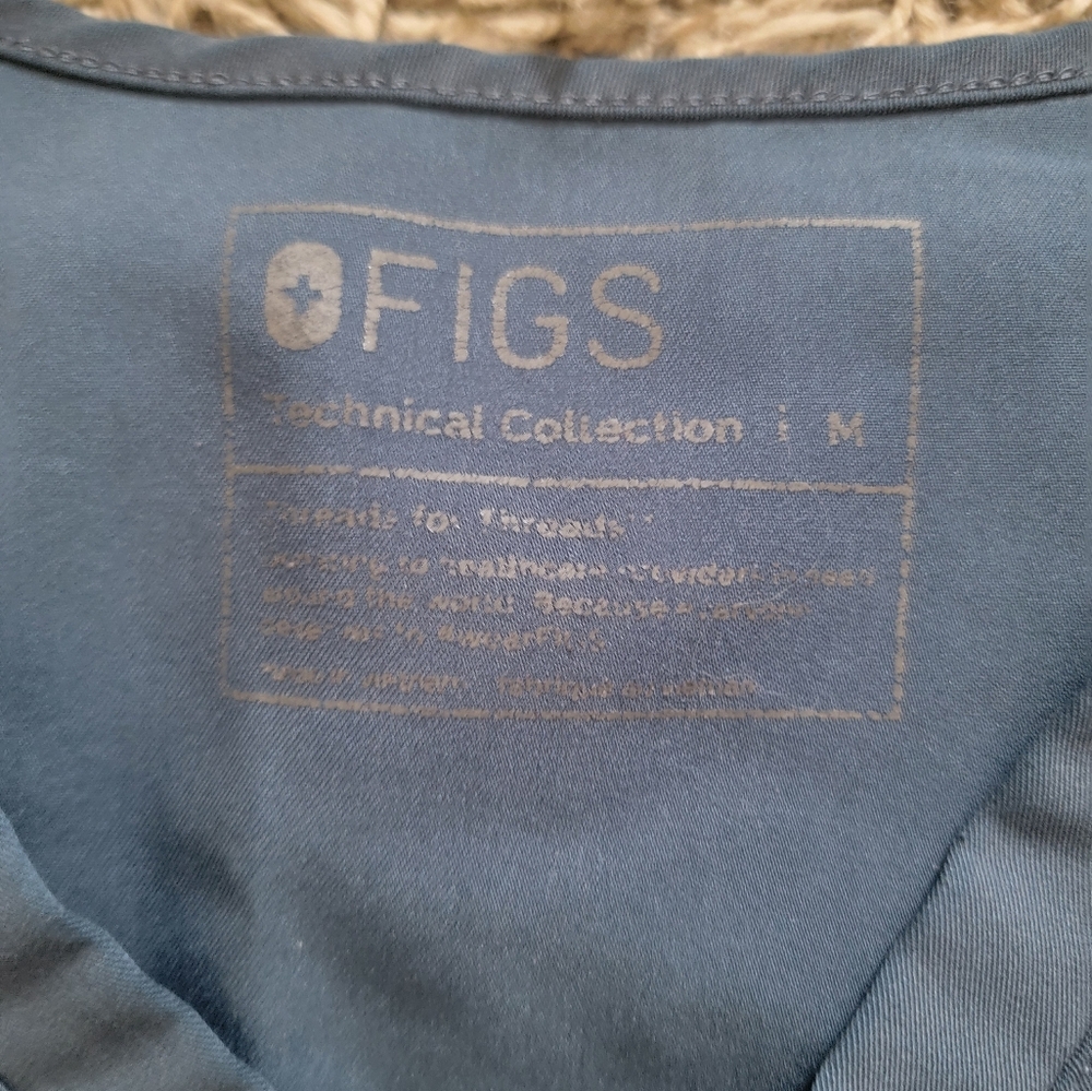 Figs Scrub Set - Picture 3 of 3